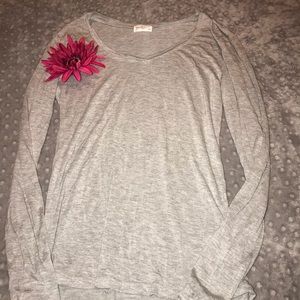 GLITZ SIZE M Long Sleeve Grey Top